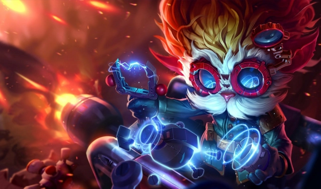 League of Legends vs League of Legends PBE