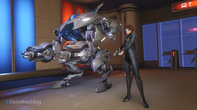 Герой D.Va в облике Королевы