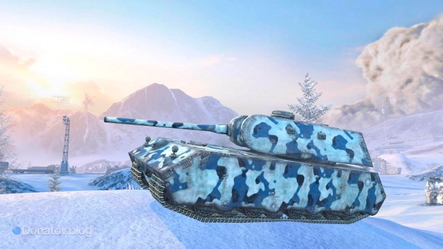 Танк с камуфляжем на зимней карте