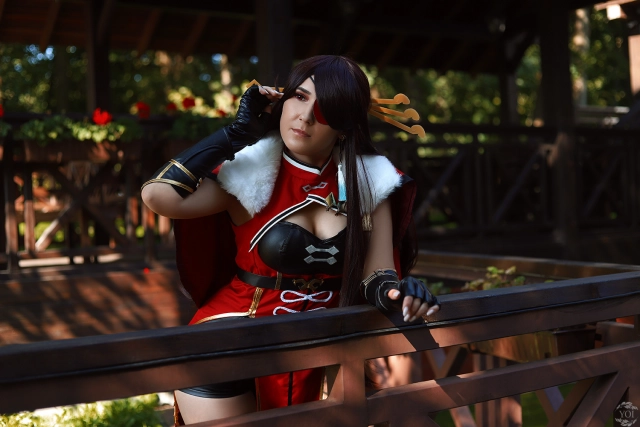 Косплей Бэй Доу из Genshin Impact от AkaRi: капитан Южного Креста вживую