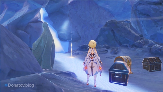 Сундуки перед входом в святилище