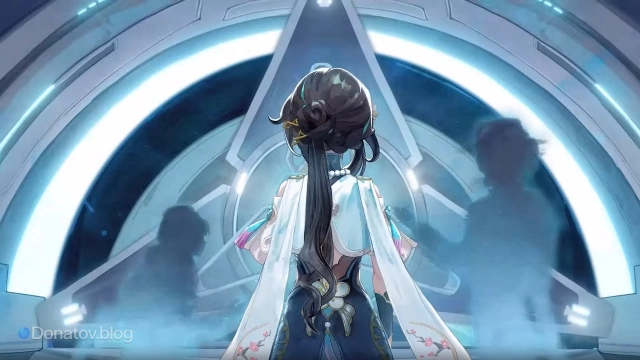 Жуань Мэй стоит спиной