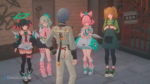 «Ангелы наваждения» возле музыкального клуба «404»