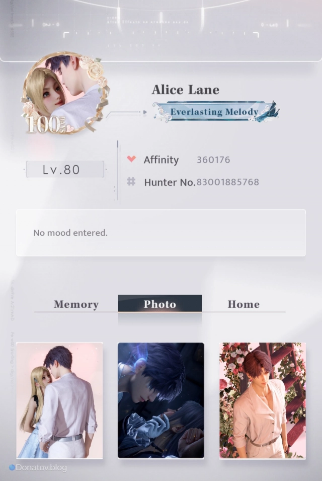 Страничка игрока с фотографиями Рафаэля из Love and Deepspace