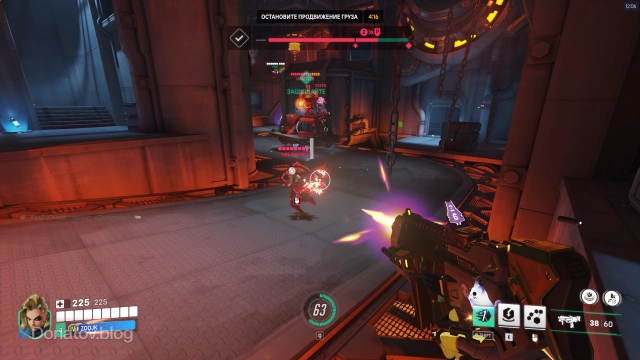 Сомбра атакует Кирико со спины