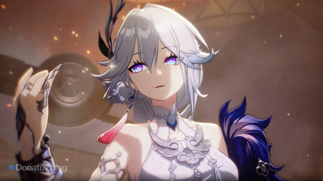 Яо Гуан улыбается