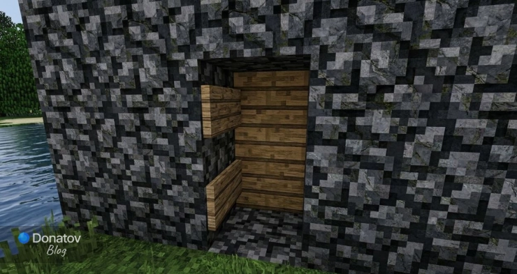 Дверь за картиной в Minecraft