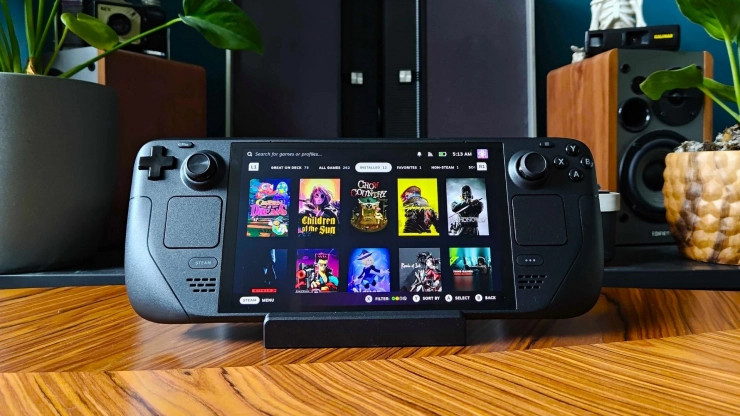 Стоит ли покупать Steam Deck OLED в 2026 году? Подробный обзор и сравнение с LCD