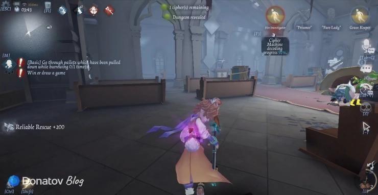 Могильщик в Identity V убегает от охотника